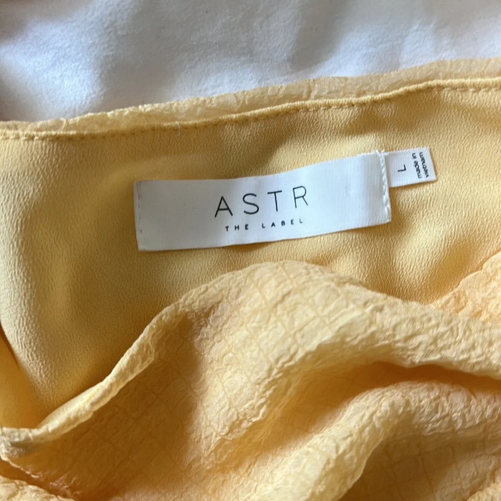 ASTR yellow top - Picture 2 of 2